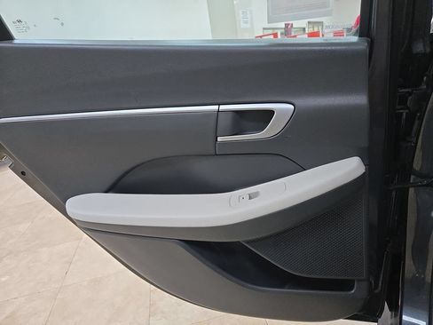 Used 2025 Hyundai Sonata SEL FWD image 25