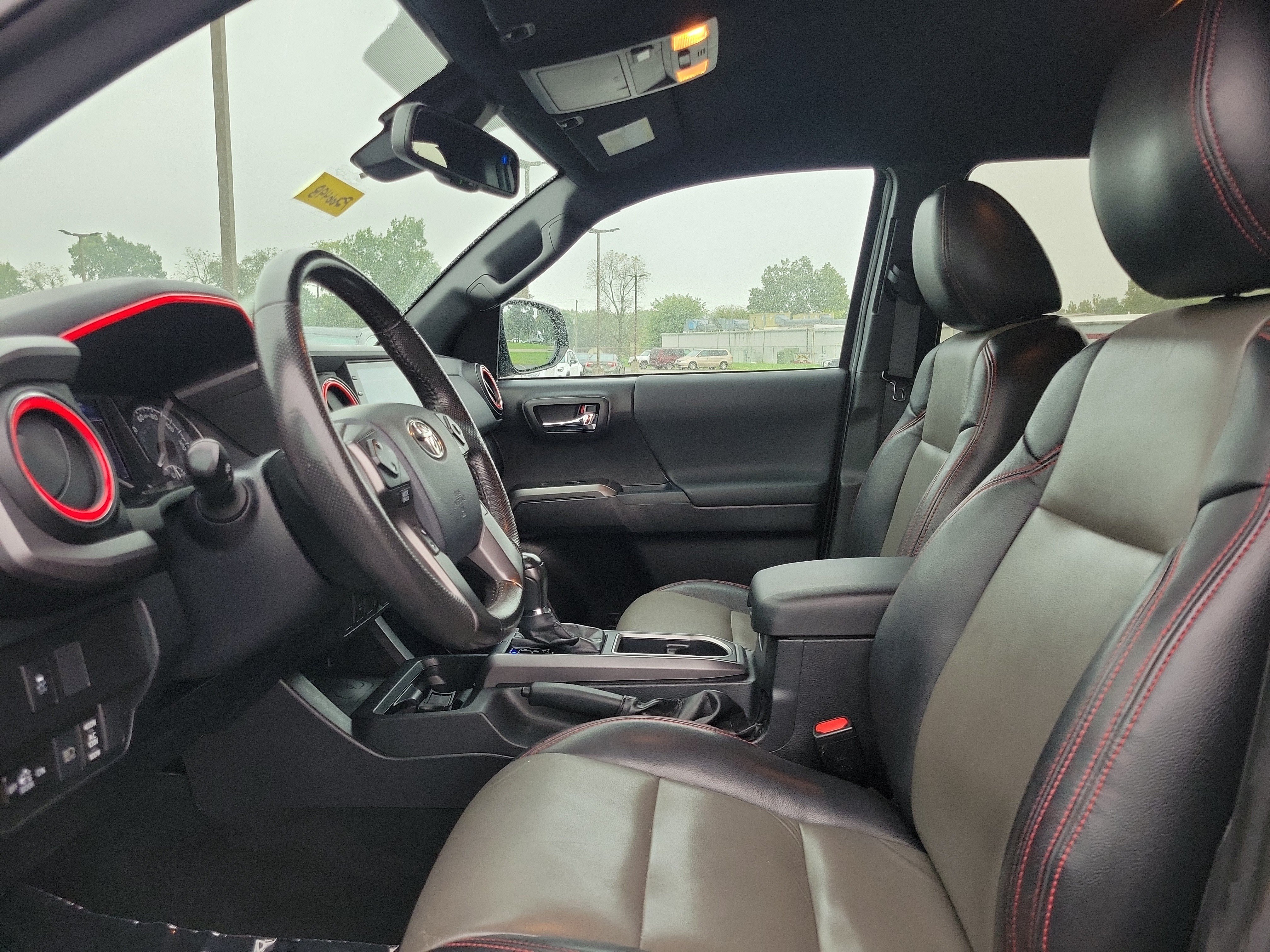 Used 2020 Toyota Tacoma TRD Sport RWD image 15