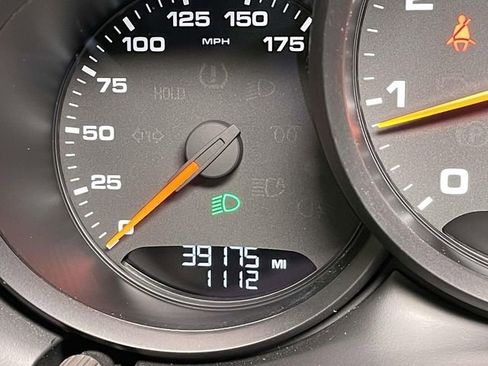 Used 2021 Porsche Macan image 47