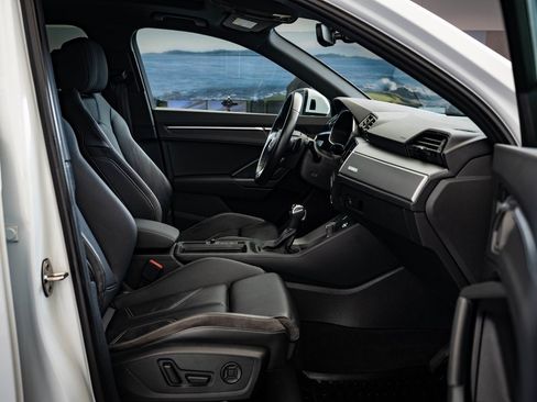 Used 2022 Audi Q3 2.0T Premium Plus image 26