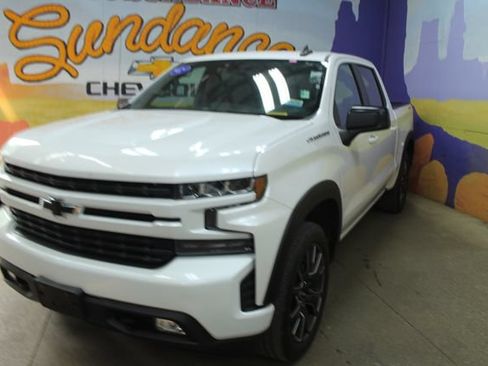 Used 2019 Chevrolet Silverado 1500 RST w/ True North Edition AWD/4WD image 4
