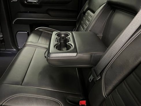 Used 2022 GMC Sierra 1500 AT4X image 58