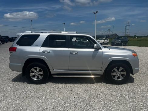 Used 2012 Toyota 4Runner SR5 RWD image 2