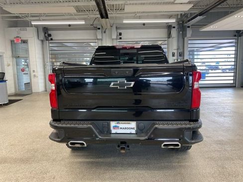 Used 2022 Chevrolet Silverado 1500 High Country w/ High Country Premium Package AWD/4WD image 7