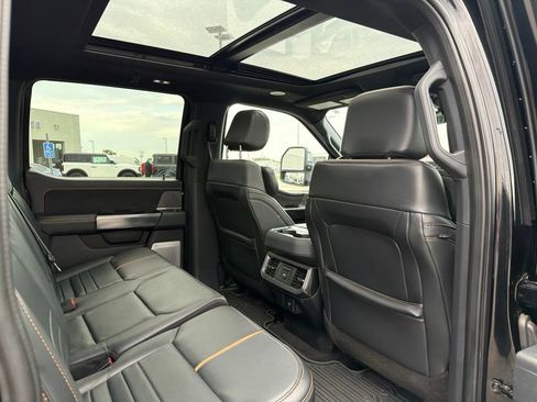 Certified 2024 Ford F350 Platinum w/ FX4 Off-Road Package AWD/4WD image 21