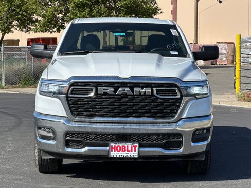 New 2026 RAM 1500 4x4 Crew Cab image 8