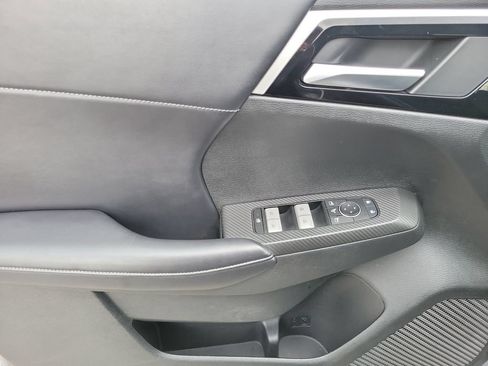 Used 2024 Mitsubishi Outlander SE Black Edition AWD/4WD image 27