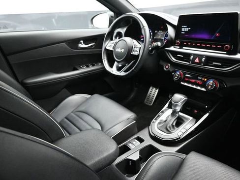 Used 2022 Kia Forte GT-Line w/ GT-Line Premium Package FWD image 19