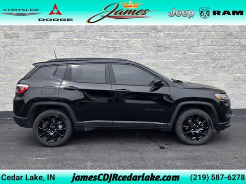Used 2022 Jeep Compass Latitude w/ Convenience Group AWD/4WD image 6