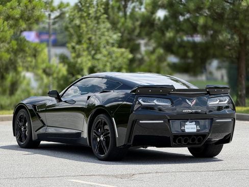 Used 2016 Chevrolet Corvette Stingray Coupe RWD image 10