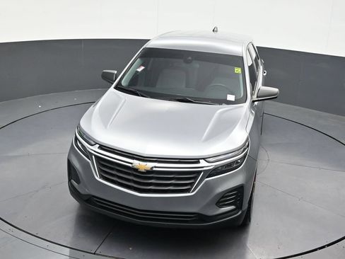 Used 2024 Chevrolet Equinox LS w/ LS Convenience Package FWD image 24
