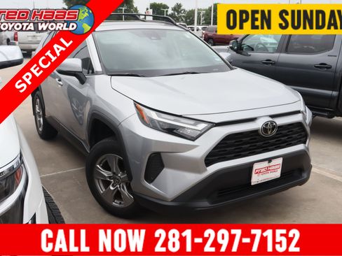 Used 2023 Toyota RAV4 XLE w/ Convenience Package FWD image 1