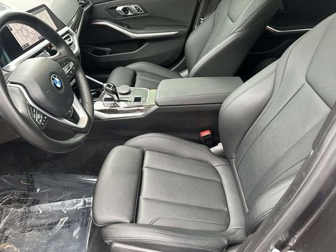 Used 2020 BMW 330i xDrive Sedan w/ Premium Package image 24