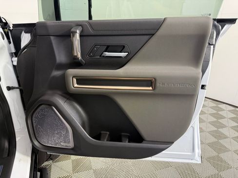 New 2025 GMC Hummer EV 3X w/ Extreme Off-Road Package image 30