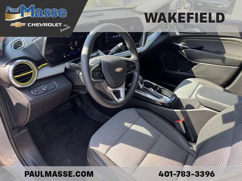 Certified 2024 Chevrolet Trax LT w/ Driver Confidence Package FWD image 9