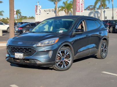 Used 2022 Ford Escape SE w/ SE Sport Appearance Package