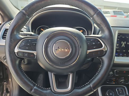 Used 2021 Jeep Compass Latitude w/ Sun and Sound Group image 20