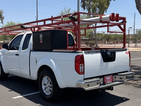 Used 2019 Nissan Frontier SV w/ Value Truck Package RWD image 5