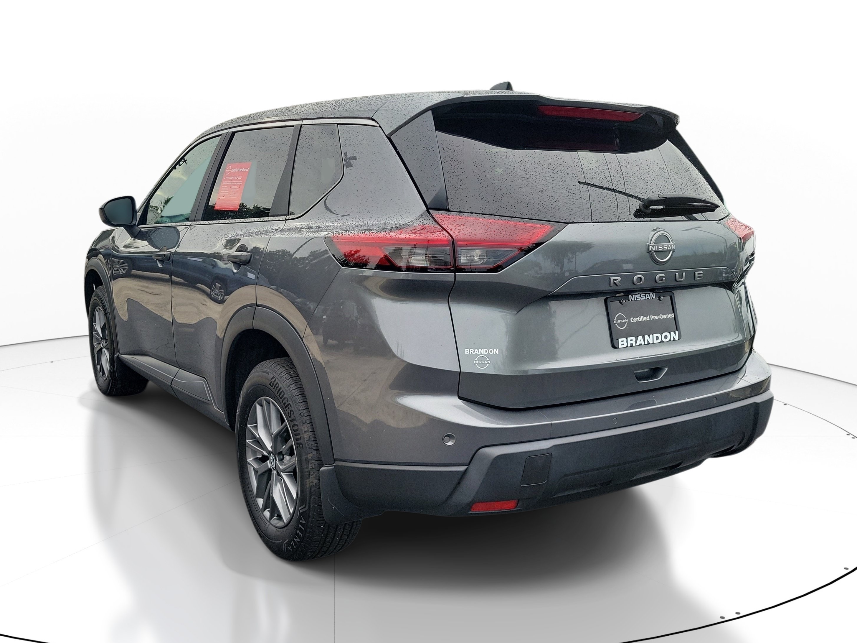 Certified 2025 Nissan Rogue S FWD image 5