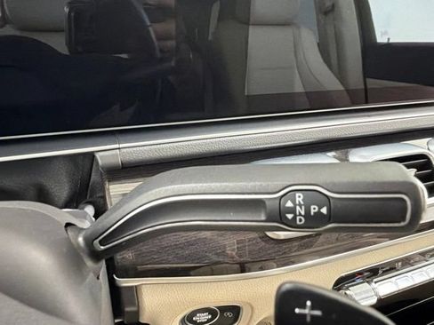 Used 2020 Mercedes-Benz GLE 350 4MATIC image 41