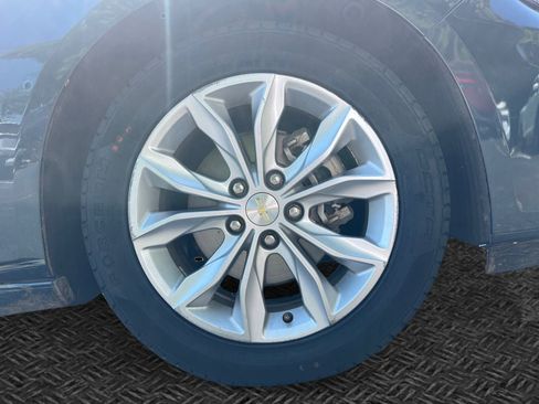 Used 2020 Chevrolet Malibu LT FWD image 11