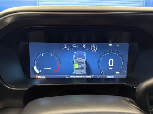 Used 2026 Ford F350 Platinum w/ Tremor Off-Road Package image 17