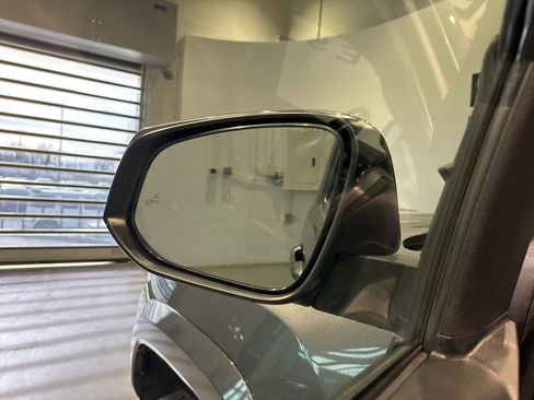 Used 2019 Toyota Tacoma TRD Sport image 14