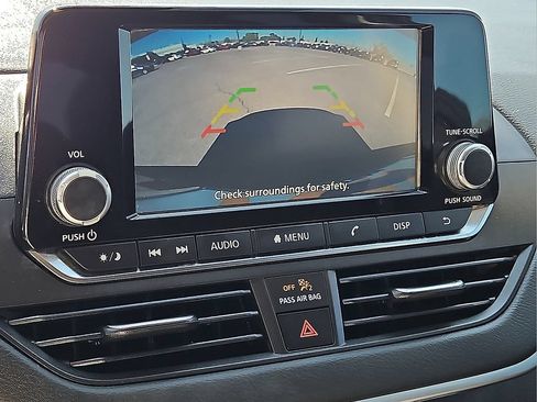 Used 2021 Nissan Altima 2.5 S FWD image 19