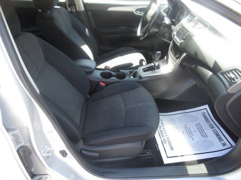 Used 2015 Nissan Sentra SV FWD image 5