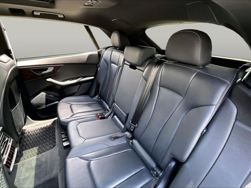 Used 2019 Audi Q8 Prestige AWD/4WD image 20