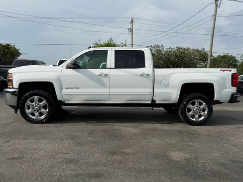 Used 2019 Chevrolet Silverado 2500 LT AWD/4WD image 8
