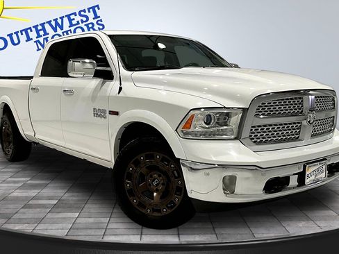 Used 2018 RAM 1500 Laramie w/ Convenience Group image 3