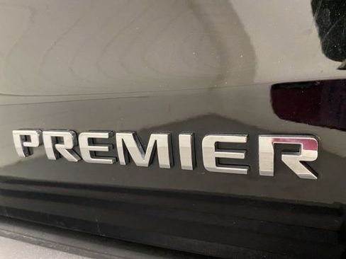 Used 2020 Chevrolet Tahoe Premier w/ Premier 6.2L Value Package image 32