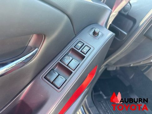 Used 2023 Nissan Frontier PRO-4X w/ Technology Package AWD/4WD image 10