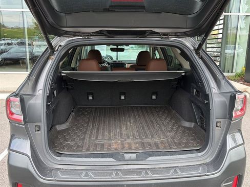 Used 2020 Subaru Outback Touring XT AWD/4WD image 15
