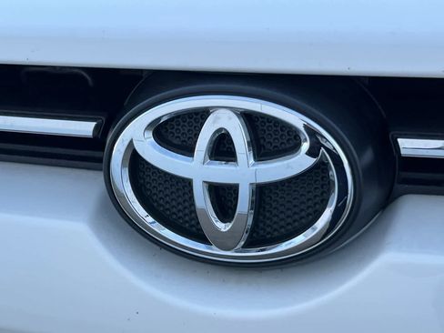 Used 2024 Toyota 4Runner SR5 image 22