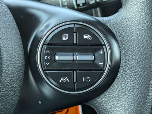 Used 2024 Kia Soul LX w/ Option Group 015 FWD image 16