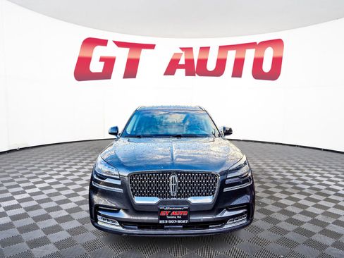 Used 2020 Lincoln Aviator Reserve w/ Elements Package Plus image 2