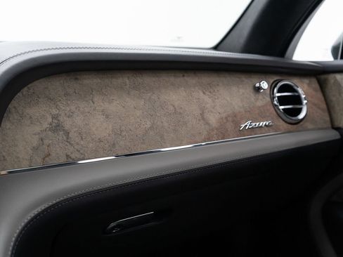 Certified 2023 Bentley Bentayga AWD/4WD image 39