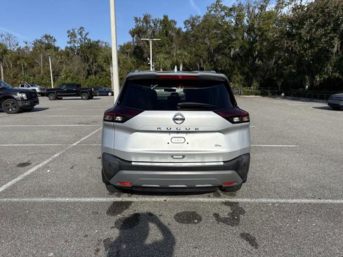 Used 2021 Nissan Rogue SL image 4