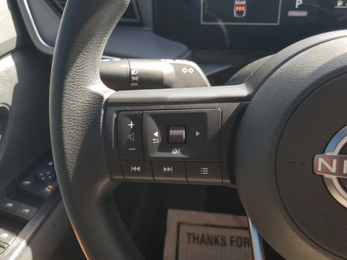 Certified 2025 Nissan Kicks S image 23