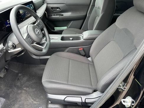 Used 2026 Nissan Kicks S FWD image 7