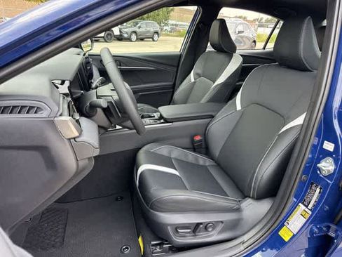 Used 2026 Toyota Camry SE w/ Convenience Package image 12