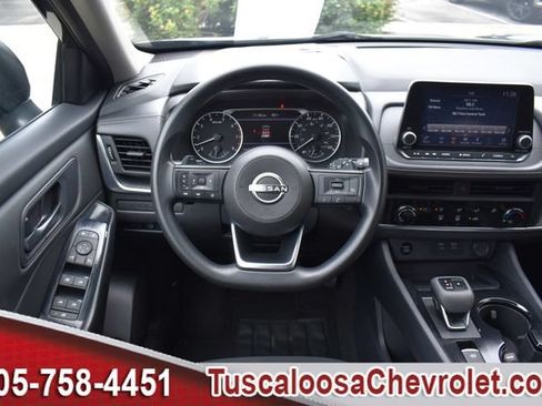 Used 2024 Nissan Rogue S AWD/4WD image 24