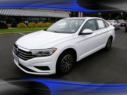 Used 2020 Volkswagen Jetta SE w/ SE Cold Weather Package
