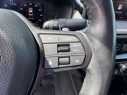 Used 2024 Honda Accord EX-L image 16