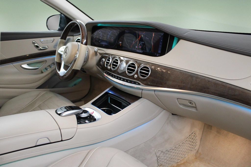 Used 2018 Mercedes-Benz S 560 Sedan image 22