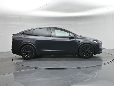 Used 2024 Tesla Model X image 22