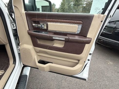 Used 2017 RAM 1500 Laramie w/ Convenience Group image 39