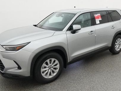 New 2026 Toyota Grand Highlander FWD